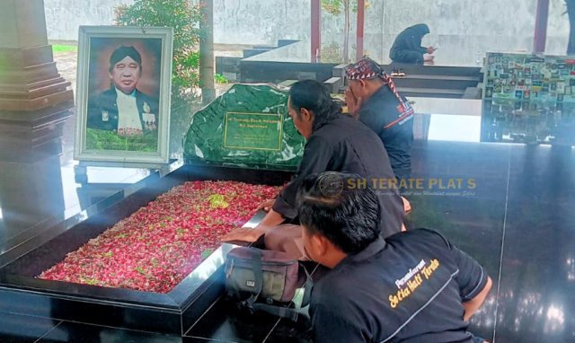 Makam Kangmas Tarmadji