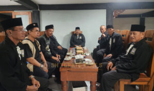 Jajaran pengurus cabang