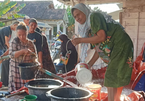 SH Terate bantu air bersih